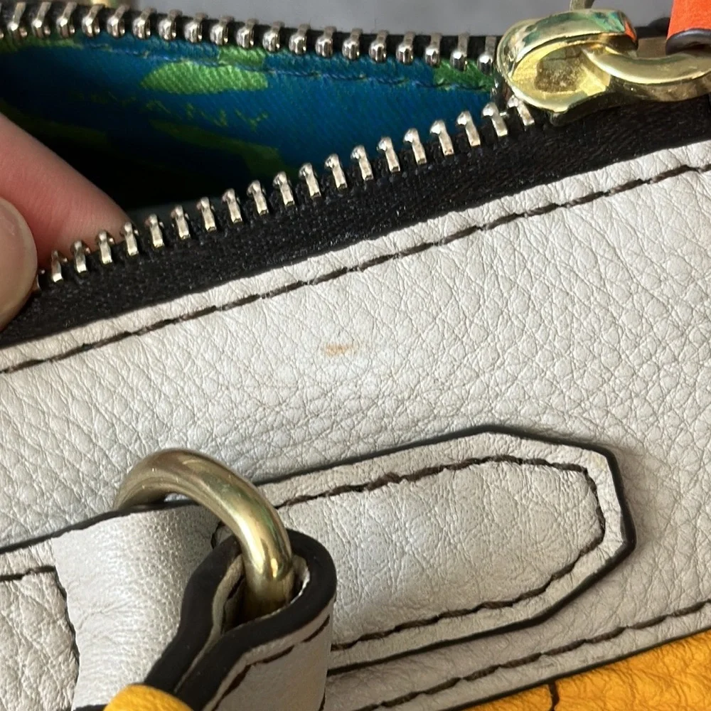 🌻orYanny Satchel🌻 - Picture 11 of 16